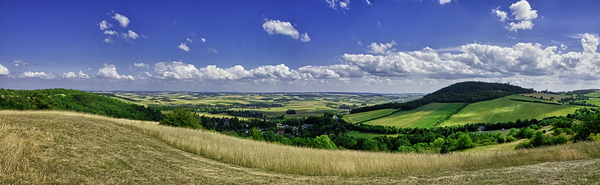 Blick von den Leiser Bergen in die Ebene