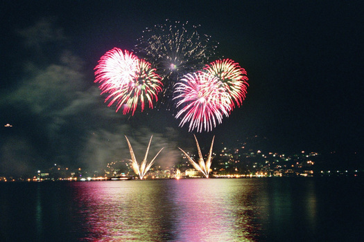FEUERWERK 2