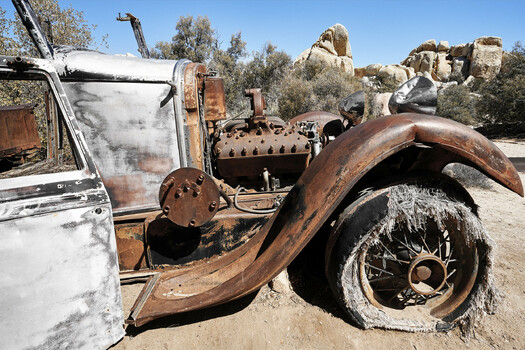 Verendeter 610 cci Koloss , Twentynine Palms, CA