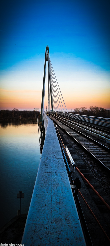 Brücke im sunset
