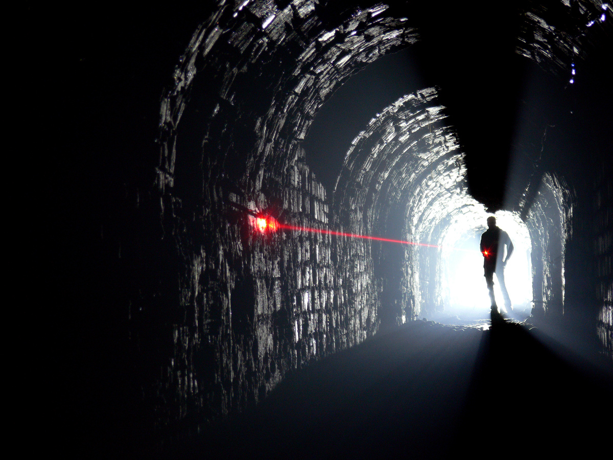 Laser