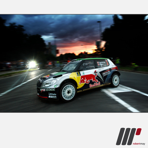 Rallye im Sonnenuntergang