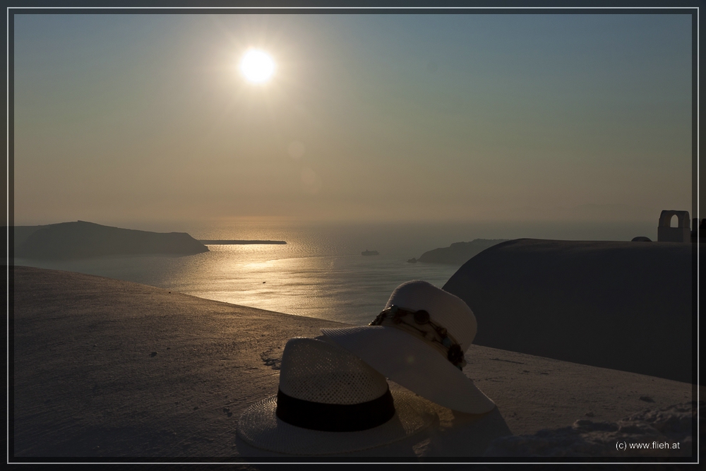 Sunset in Imerovigli - Santorin