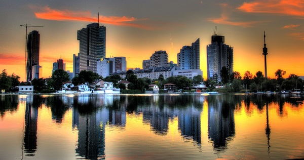 Stadt an der Donau