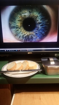 DAS Auge isst mit