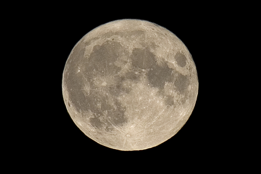 Vollmond aus salzburger Sicht