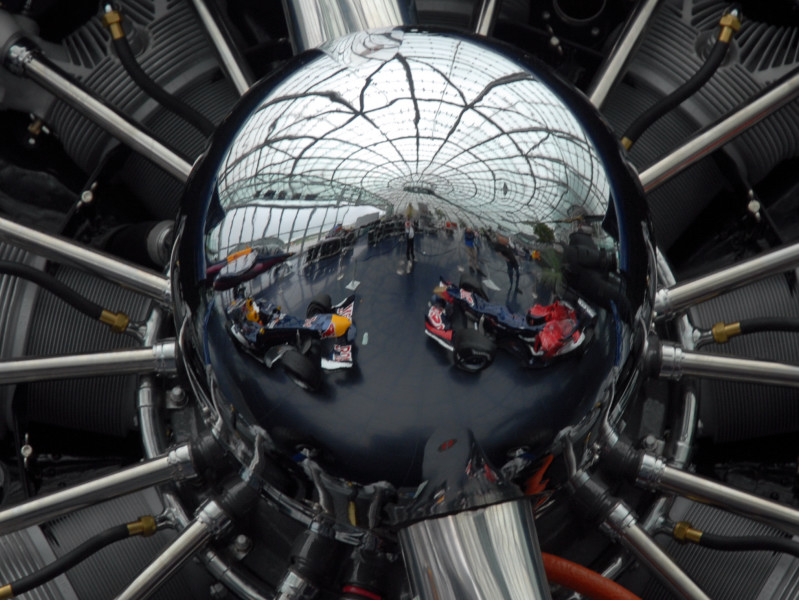 Welt im Spiegel