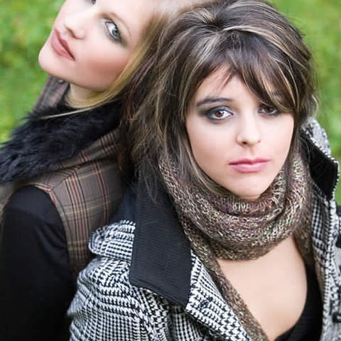 **FASHION MAKE-UP**