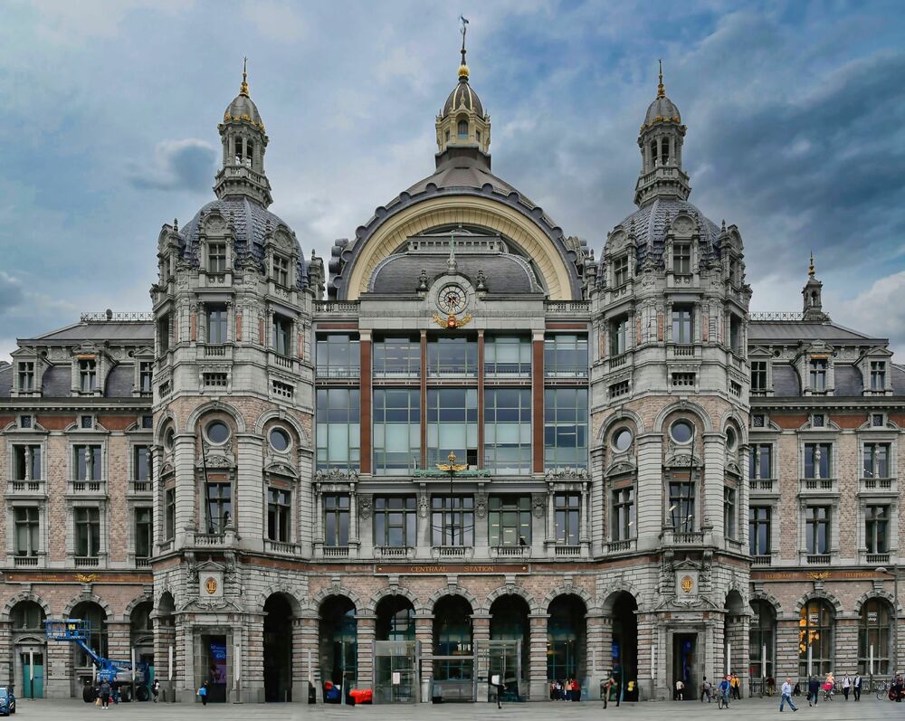 Bahnhof Antwerpen-Centraal