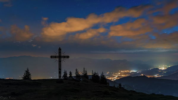 Haben Sie Tirol schon bei Nacht gesehen