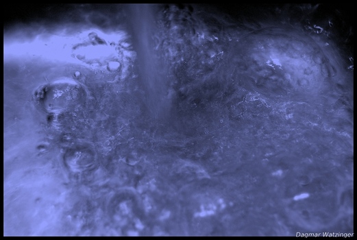 kaltes klares Wasser