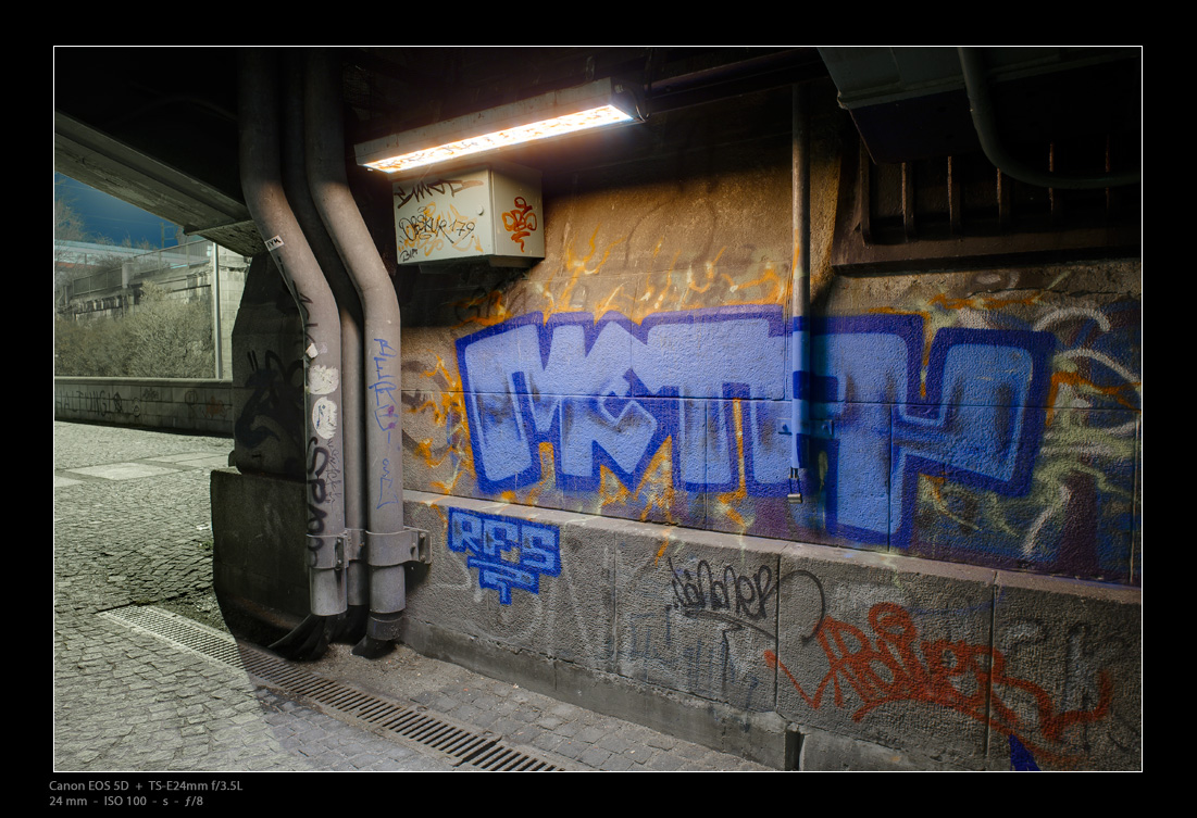 Unter der Brücke