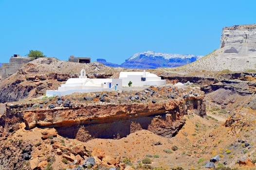 Kirche in der "Wüste" / Santorin