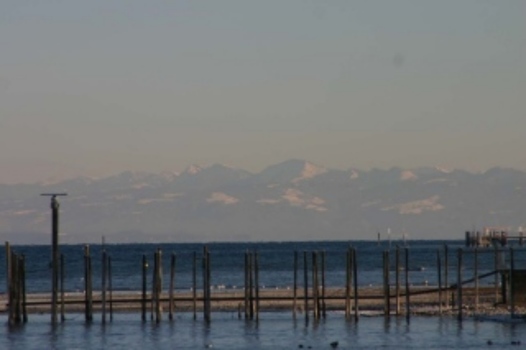 Bodensee mit Bergen