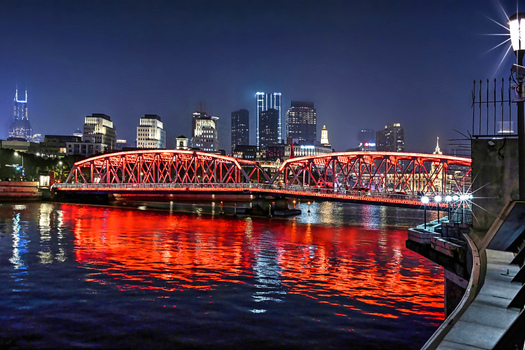 red bridge