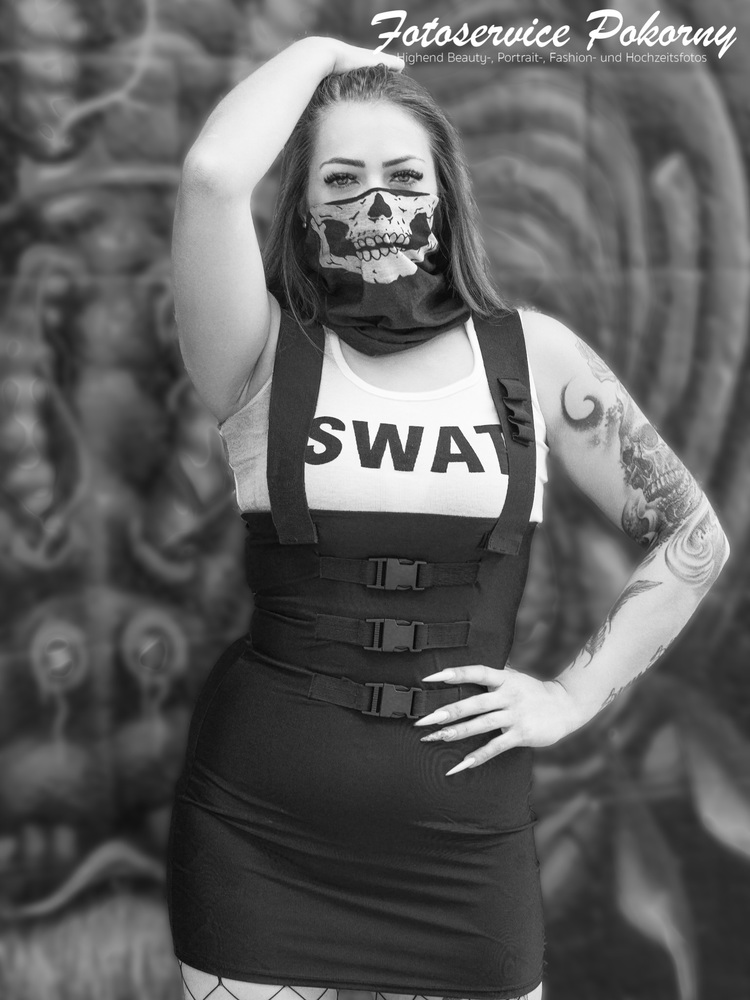 SWAT Team Shooting mit Janine Seibold S/W