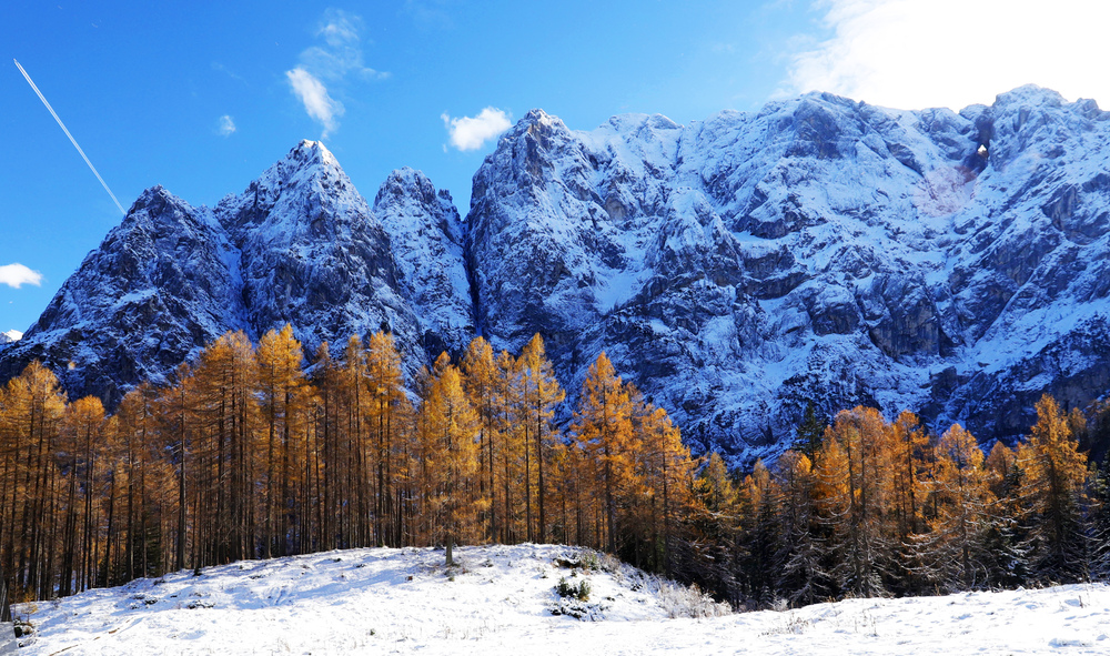 Vrsic Pass in Slowenien, 1611m, li. das Auge des Prisank