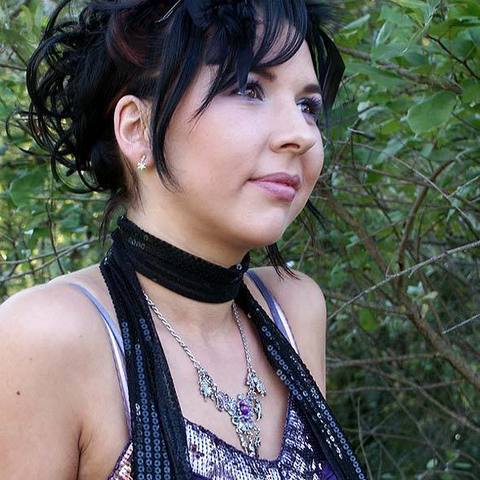 * NATUR - NUDE - MAKE-UP *