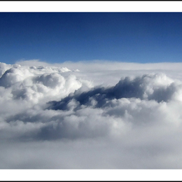 Über den Wolken