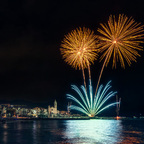 Feuerwerk als Höhepunkt eines Stadtfestes in Spanien