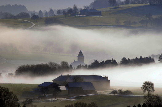 Hainstetten im Nebel