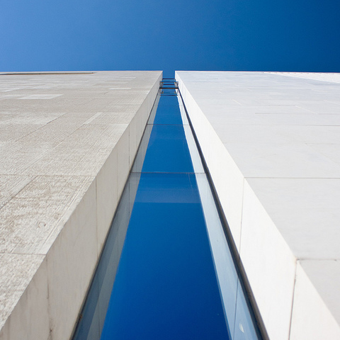 Blau über Blau