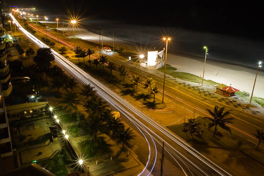 .. earned by paulista, spent by carioca