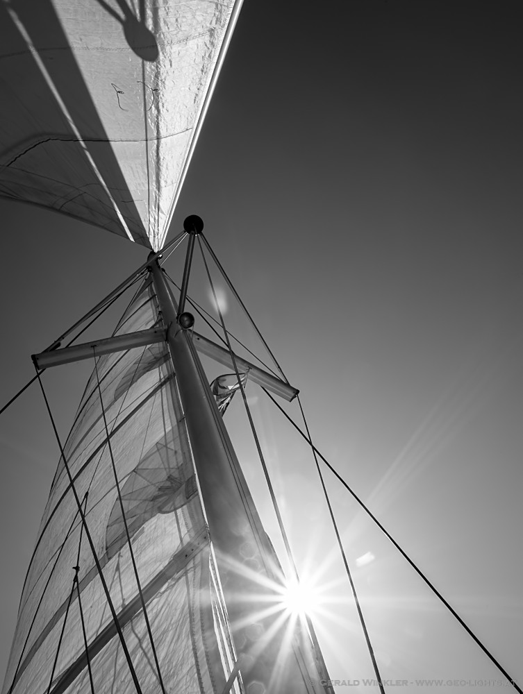 SAILING MACHINE