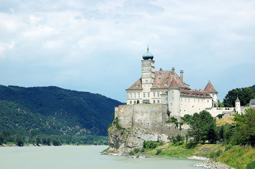 Schloss Schönbühel