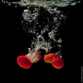 Diving Tomatoes