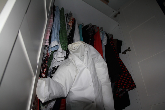 Es grüßt das Gespenst aus dem Kleiderschrank