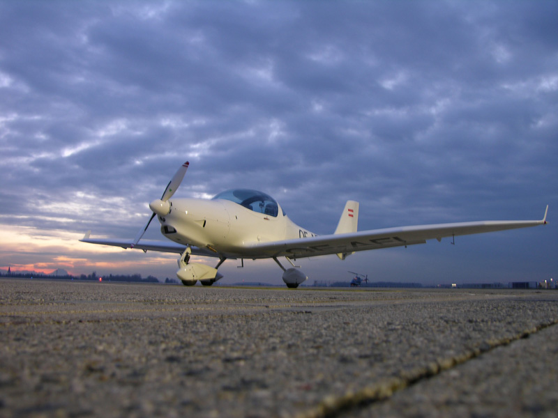 Aquila A210
