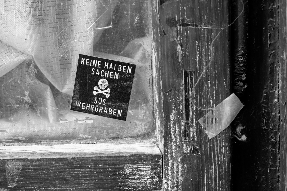 Fensterkleber
