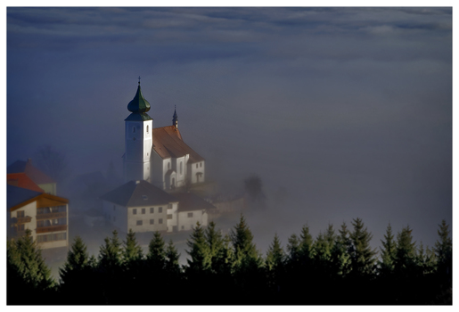 St.Leonhard im Nebel