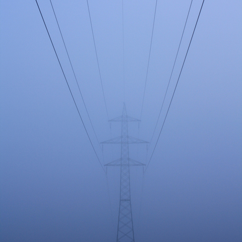 Strom im Nebel