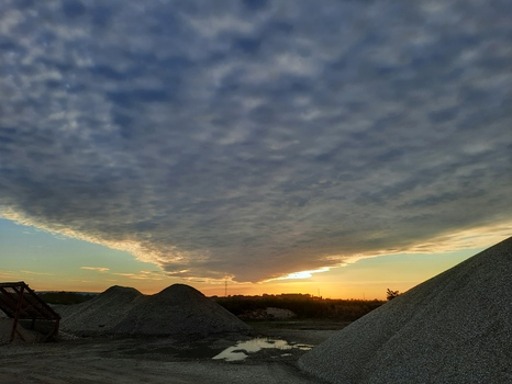 Sonnenaufgang in Ratot (Ungarn)