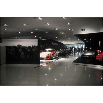 Porsche Museum 2(DIA)