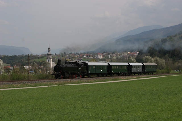 Dampfzug im Rosental
