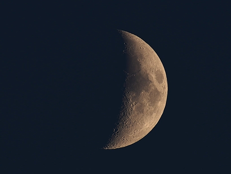 Mond !