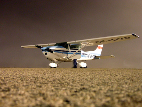 Cessna 182