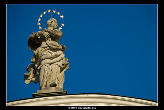 Statue