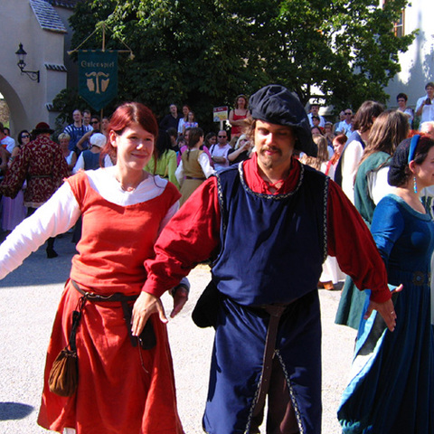 auf zum Festtanze