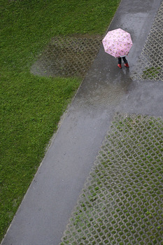 It´s raining again...