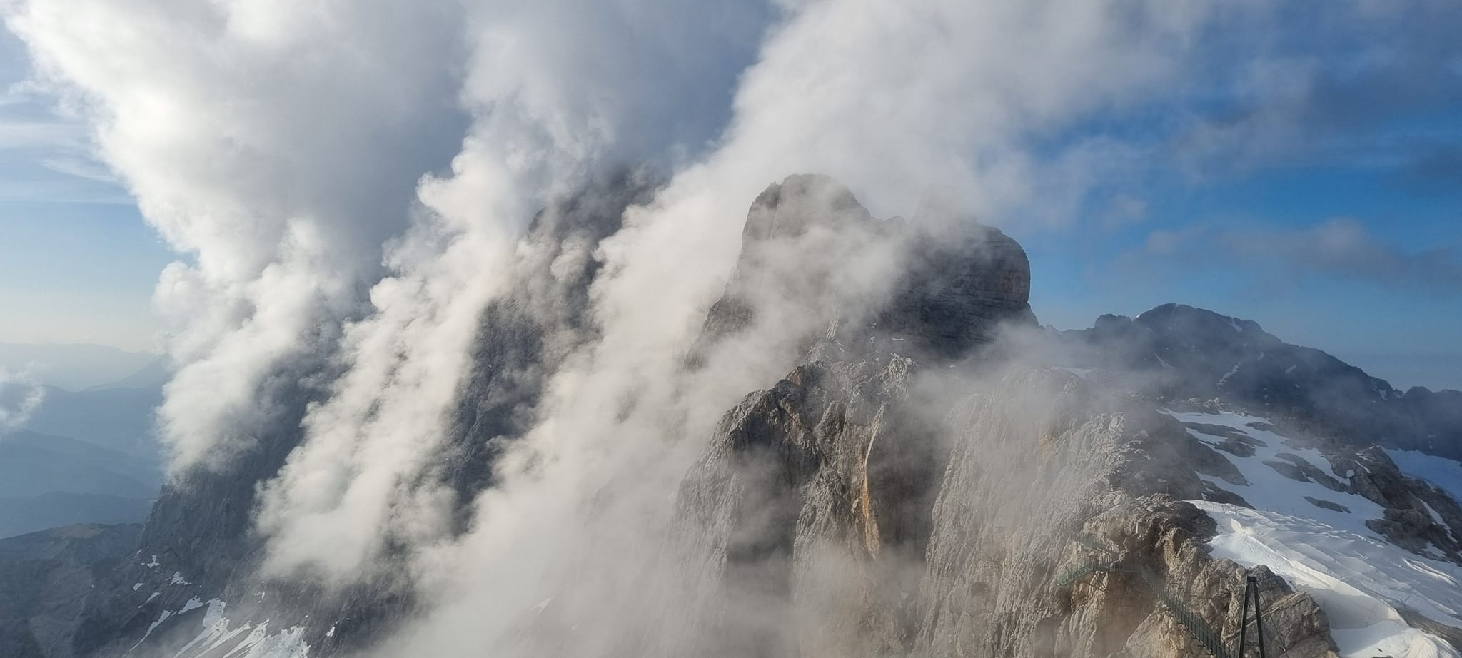 Der Dachstein brennt!