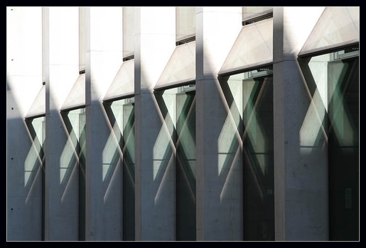 Glas IV