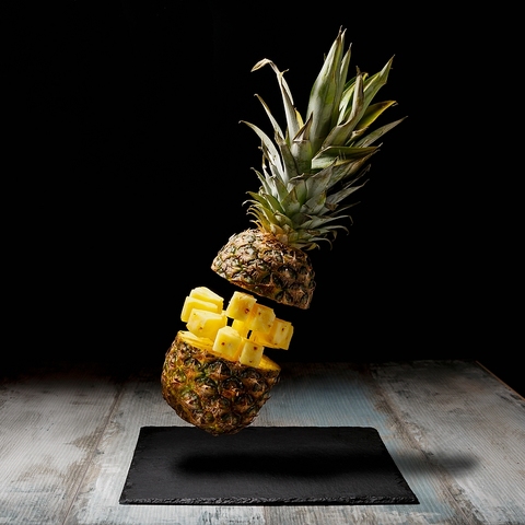 Flying Ananas