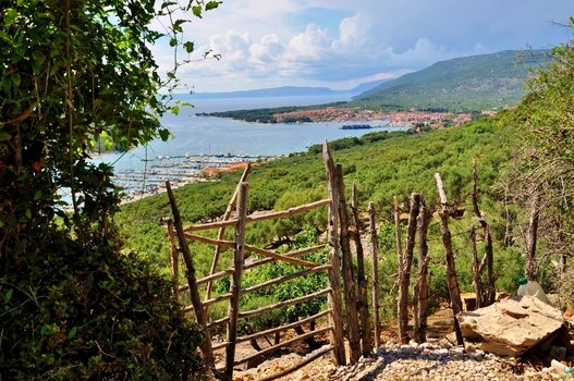Cres Stadt