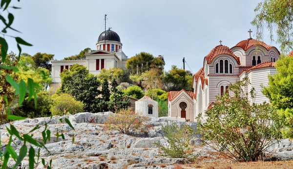 National Observatorium mit Kirche von Agia Marina / Athen (2)