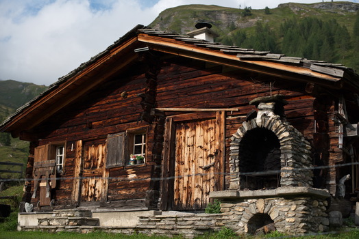 Alte Almhütte